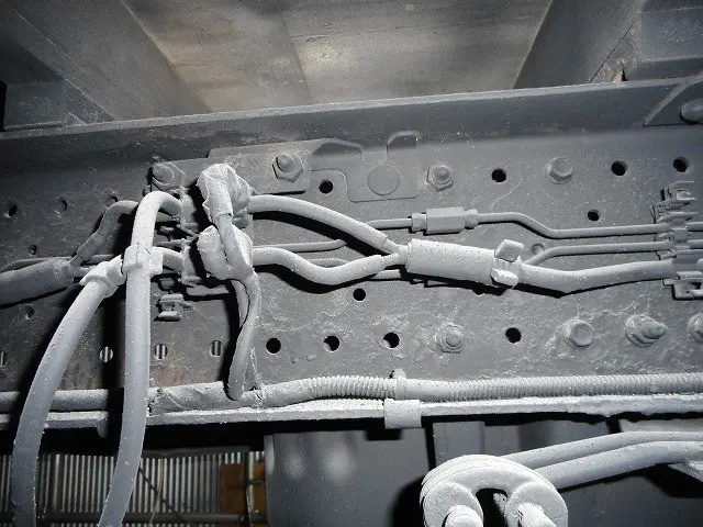 いすゞ エルフ TRG-NLS85AR(4WD)の写真38