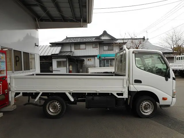 トヨタ ダイナ LDF-KDY281(4WD)の写真4
