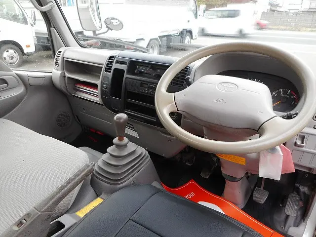 トヨタ ダイナ LDF-KDY281(4WD)の写真11