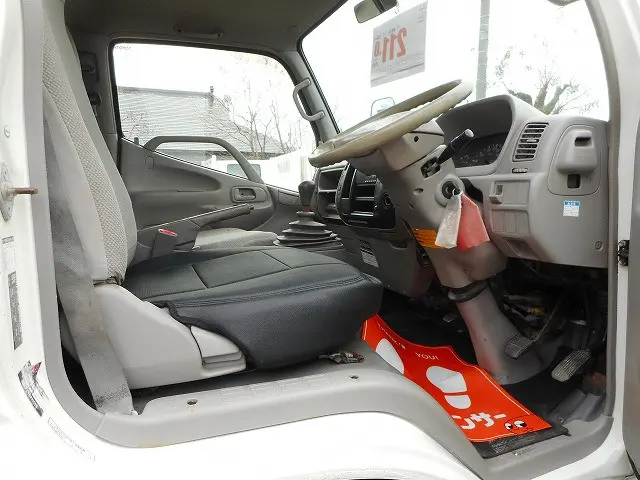 トヨタ ダイナ LDF-KDY281(4WD)の写真12