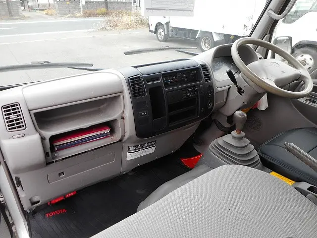 トヨタ ダイナ LDF-KDY281(4WD)の写真14