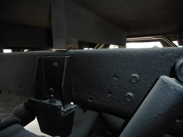 いすゞ エルフ BKG-NHS85A(4WD)の写真25