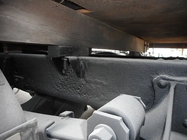 いすゞ エルフ BKG-NHS85A(4WD)の写真34