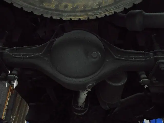 いすゞ エルフ BKG-NHS85A(4WD)の写真35