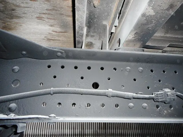 いすゞ エルフ BKG-NHS85A(4WD)の写真39