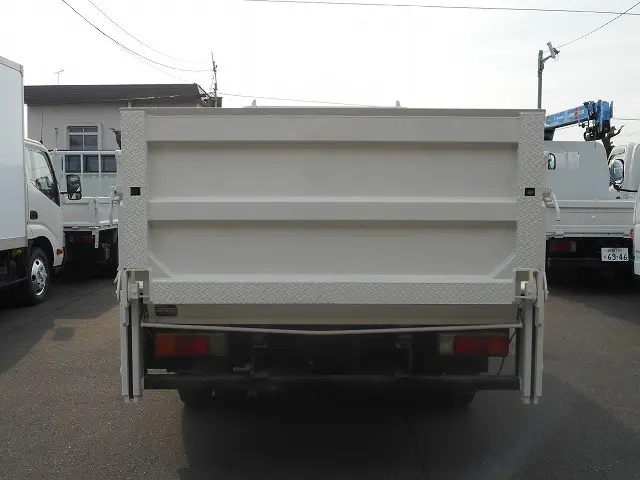 日野 デュトロ TKG-XZU695M(4WD)の写真6