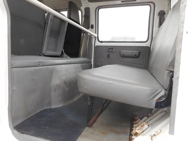 日野 デュトロ TKG-XZU695M(4WD)の写真21