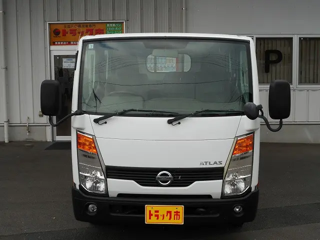 日産 アトラス PDG-SZ5F24(4WD)の写真2
