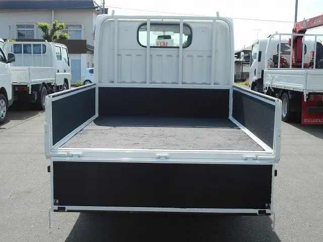 日産 アトラス PDG-SZ5F24(4WD)の写真9
