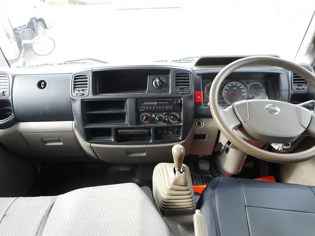 日産 アトラス PDG-SZ5F24(4WD)の写真12