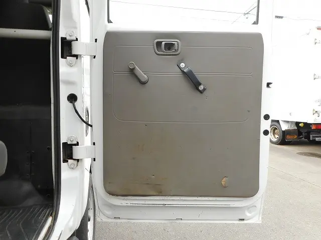 日産 アトラス PDG-SZ5F24(4WD)の写真17