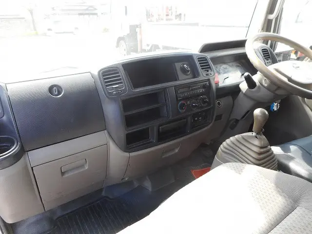 日産 アトラス PDG-SZ5F24(4WD)の写真17