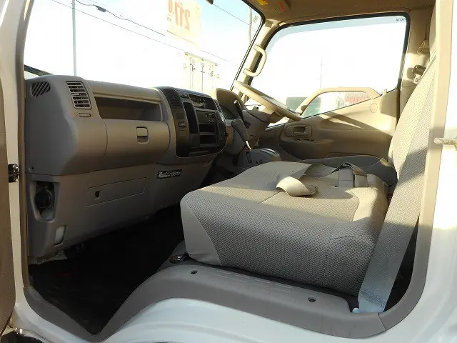 トヨタ ダイナ LDF-KDY281(4WD)の写真15