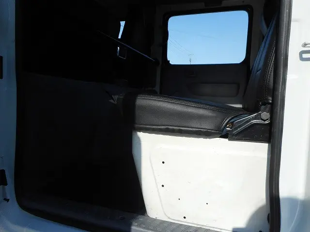 三菱 キャンター TKG-FGA20(4WD)の写真20