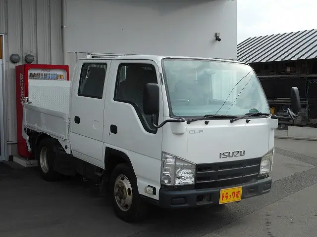 いすゞ エルフ BKG-NJS85A(4WD)の写真3