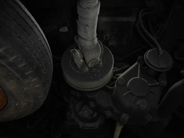 いすゞ エルフ BKG-NJS85A(4WD)の写真35