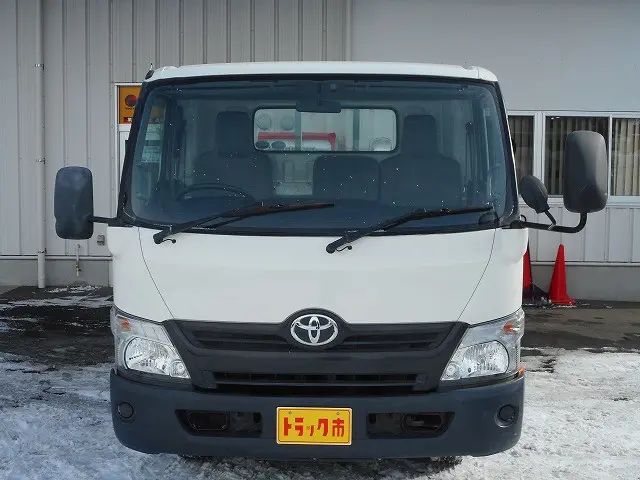 トヨタ ダイナ TKG-XZU775(4WD)の写真2