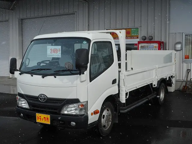 トヨタ ダイナ TKG-XZU695(4WD)の写真1