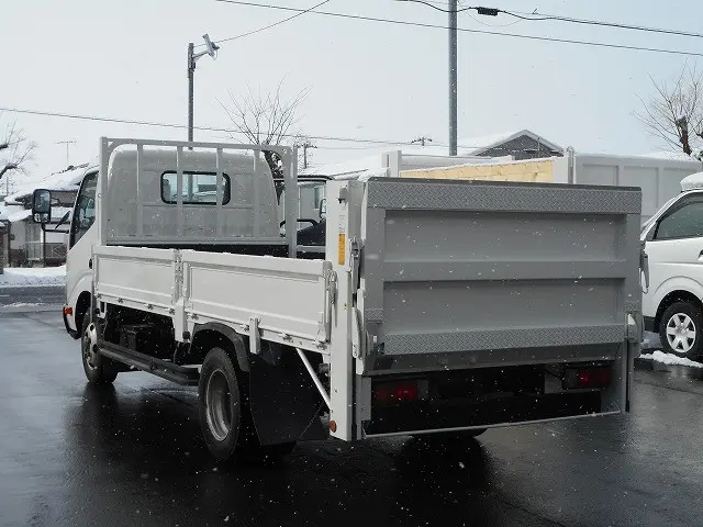 トヨタ ダイナ TKG-XZU695(4WD)の写真8