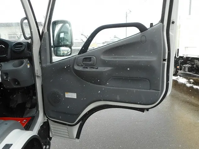 トヨタ ダイナ TKG-XZU695(4WD)の写真13