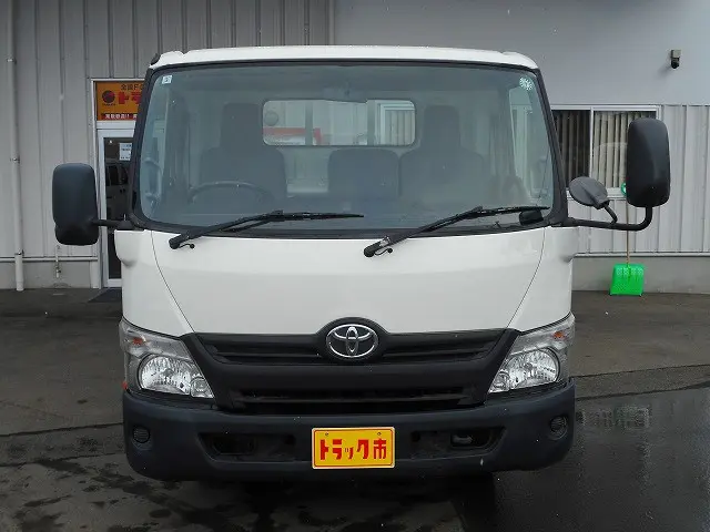 トヨタ ダイナ TKG-XZU775(4WD)の写真2