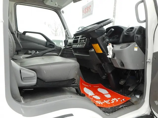 トヨタ ダイナ TKG-XZU775(4WD)の写真12