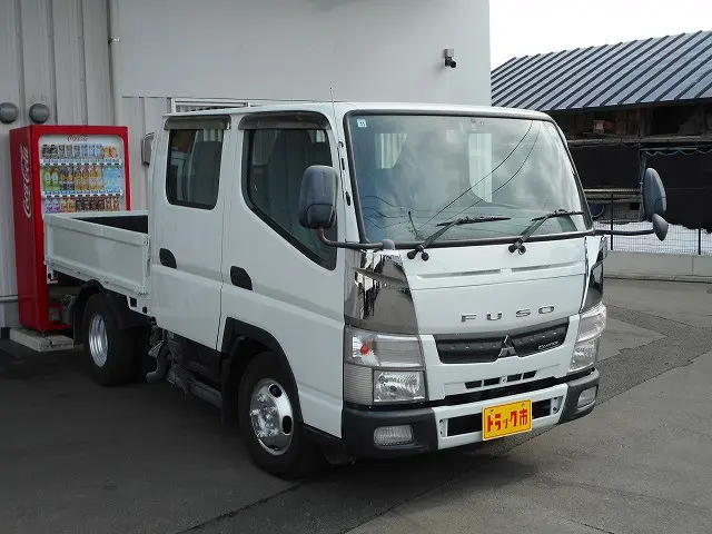 三菱 キャンター TPG-FDA00(4WD)の写真3