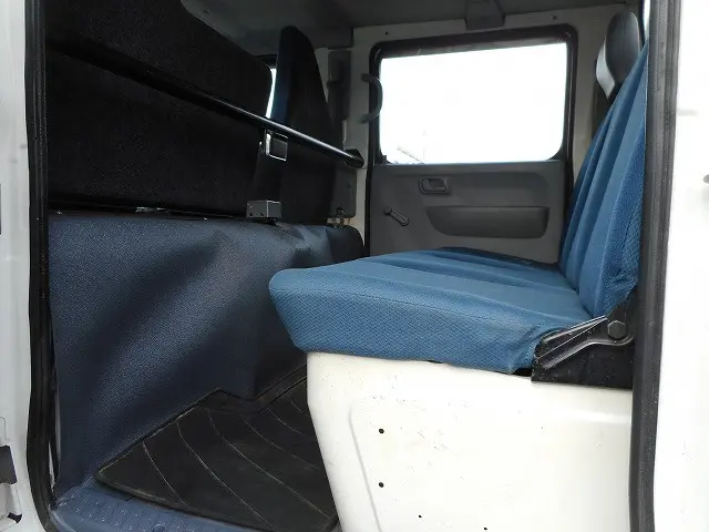 三菱 キャンター TPG-FDA00(4WD)の写真20