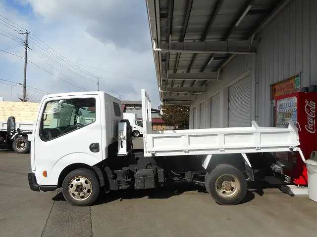 日産 アトラス SDG-SZ5F24(4WD)の写真5