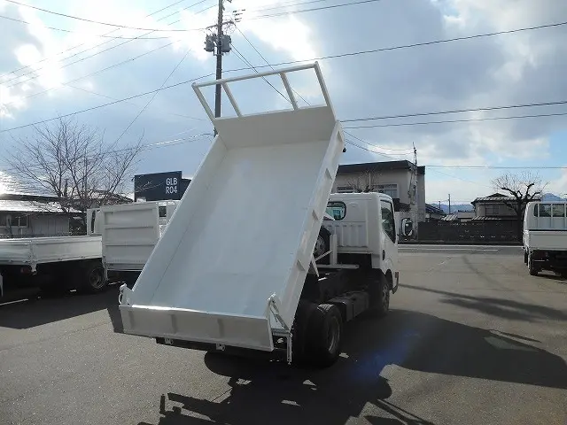 日産 アトラス SDG-SZ5F24(4WD)の写真10