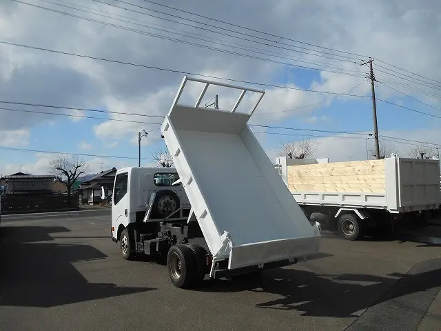 日産 アトラス SDG-SZ5F24(4WD)の写真11