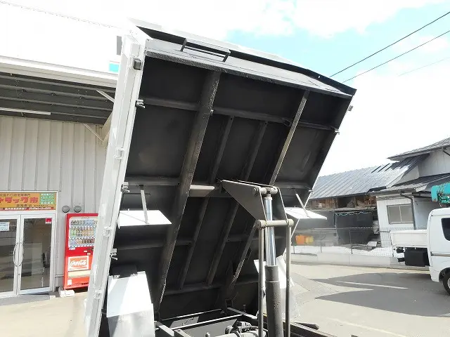 日産 アトラス SDG-SZ5F24(4WD)の写真15