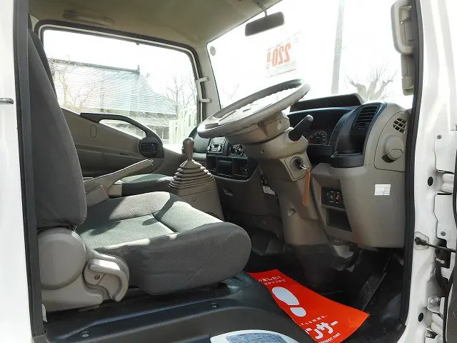 日産 アトラス SDG-SZ5F24(4WD)の写真17