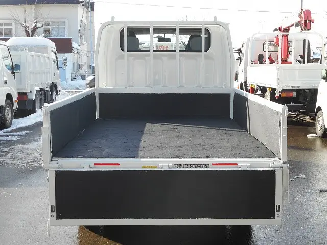 三菱 キャンター TKG-FGA20(4WD)の写真9