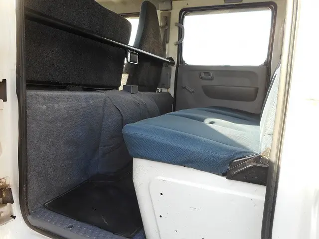 三菱 キャンター TKG-FGA20(4WD)の写真20