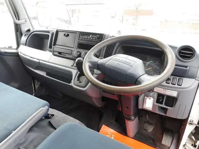 三菱 キャンター TKG-FDA20(4WD)の写真11