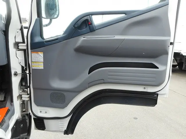 三菱 キャンター TKG-FDA20(4WD)の写真13