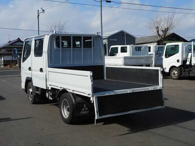 三菱 キャンターガッツ PDG-FD70B(4WD)の写真10