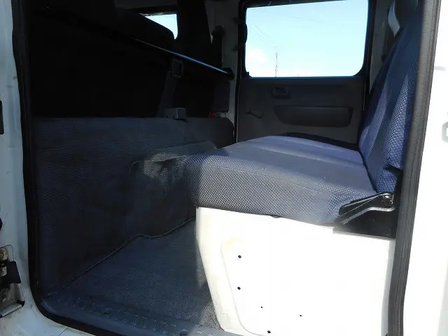 三菱 キャンターガッツ PDG-FD70B(4WD)の写真20