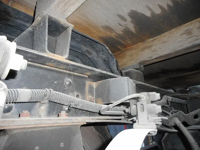 三菱 キャンターガッツ PDG-FD70B(4WD)の写真40