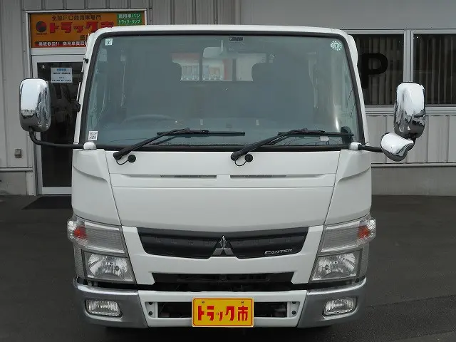 三菱 キャンター TPG-FDA00(4WD)の写真2