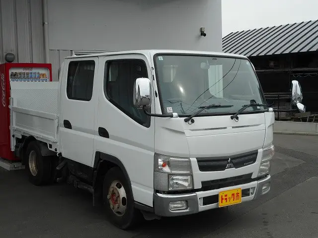 三菱 キャンター TPG-FDA00(4WD)の写真3