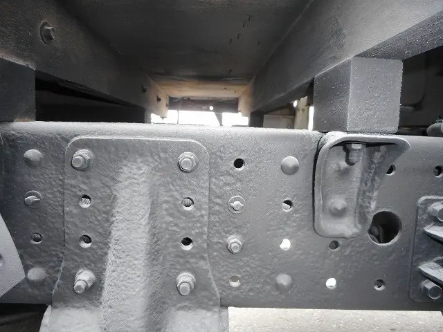 三菱 キャンター TPG-FDA00(4WD)の写真27