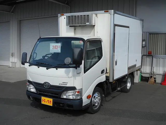 トヨタ ダイナ TKG-XZU675(4WD)の写真1