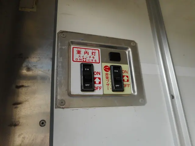 トヨタ ダイナ TKG-XZU675(4WD)の写真11