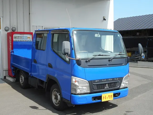 三菱 キャンターガッツ PDG-FD70B(4WD)の写真3