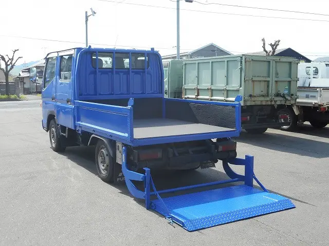 三菱 キャンターガッツ PDG-FD70B(4WD)の写真10