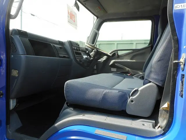 三菱 キャンターガッツ PDG-FD70B(4WD)の写真19