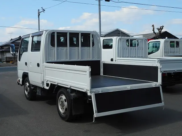 いすゞ エルフ TKG-NHS85A(4WD)の写真10