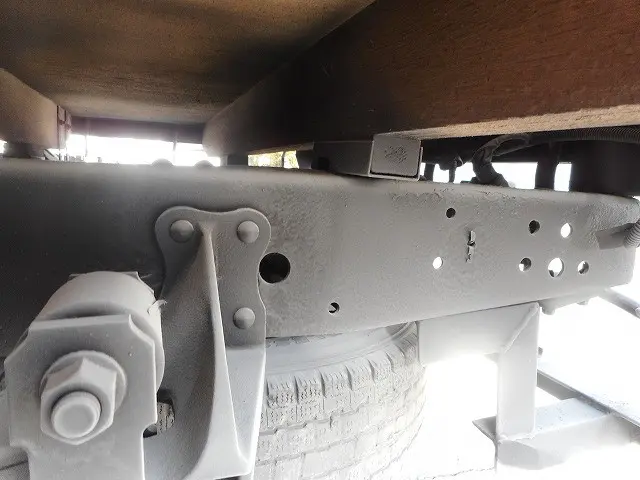 いすゞ エルフ TKG-NHS85A(4WD)の写真36